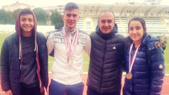 Kıyıköy Anadolu Lisesi Öğrencileri Atletizm Yarışmalarında İl Geneli Dereceye Girdi
