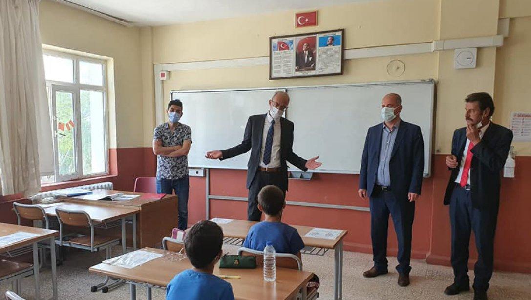 Vize İlçe Milli Eğitim Müdürü AKDEMİR'İN Okul Ziyaretleri Devam Ediyor